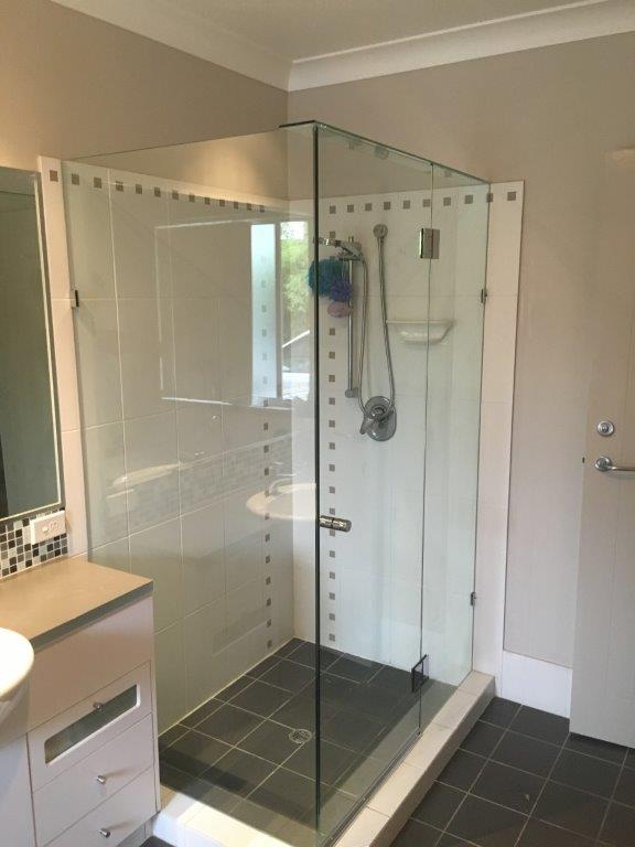 You are currently viewing Australia’s Hard Water Problem and Its Effect on Shower Glass